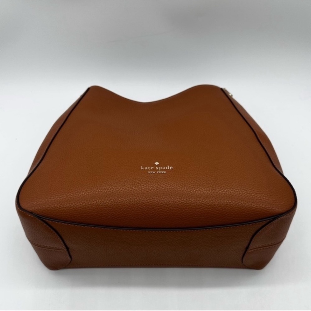 Kate Spade Medium Triple Compartment
Shoulder Bag Brown - Picture 8 of 10